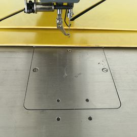 China De Naaimachine Op zwaar werk berekend Computergestuurd Patroon van het stofferings Industrieel Leer leverancier