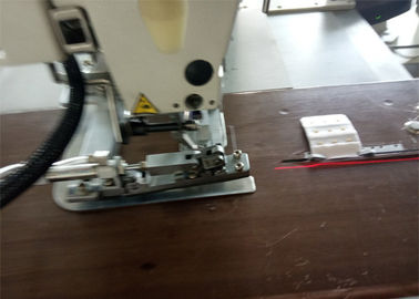 Het Ondergoed Naaimachine 8000 van het brassièrepatroon Steken met Servomotor leverancier