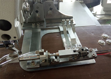 De Ondergoed die van de kantbustehouder Gevormd Machine Van regelbare grootte vervaardigen leverancier