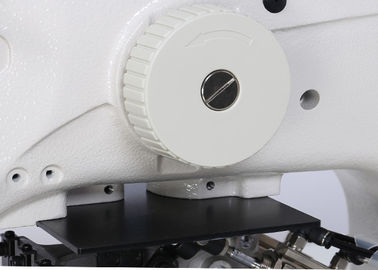 Op zwaar werk berekende Geautomatiseerde Stikkende Machine, Witte Computer Geleide Naaimachine  leverancier