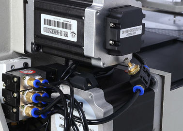 Op zwaar werk berekende Industriële Zigzag Naaimachine, Programmeerbare Canvas Naaimachine leverancier